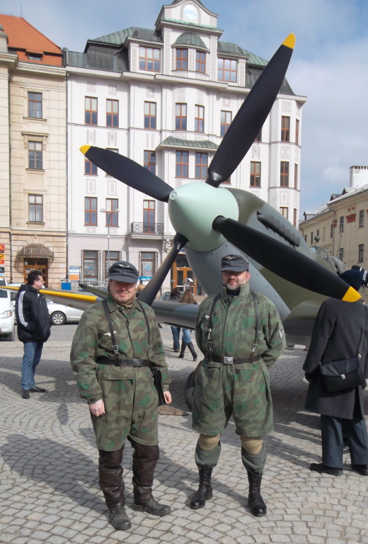 Snímek 047